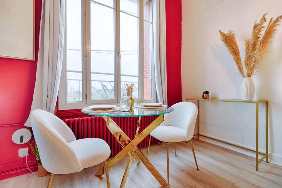 Studio Marie Apartment in Île-de-France