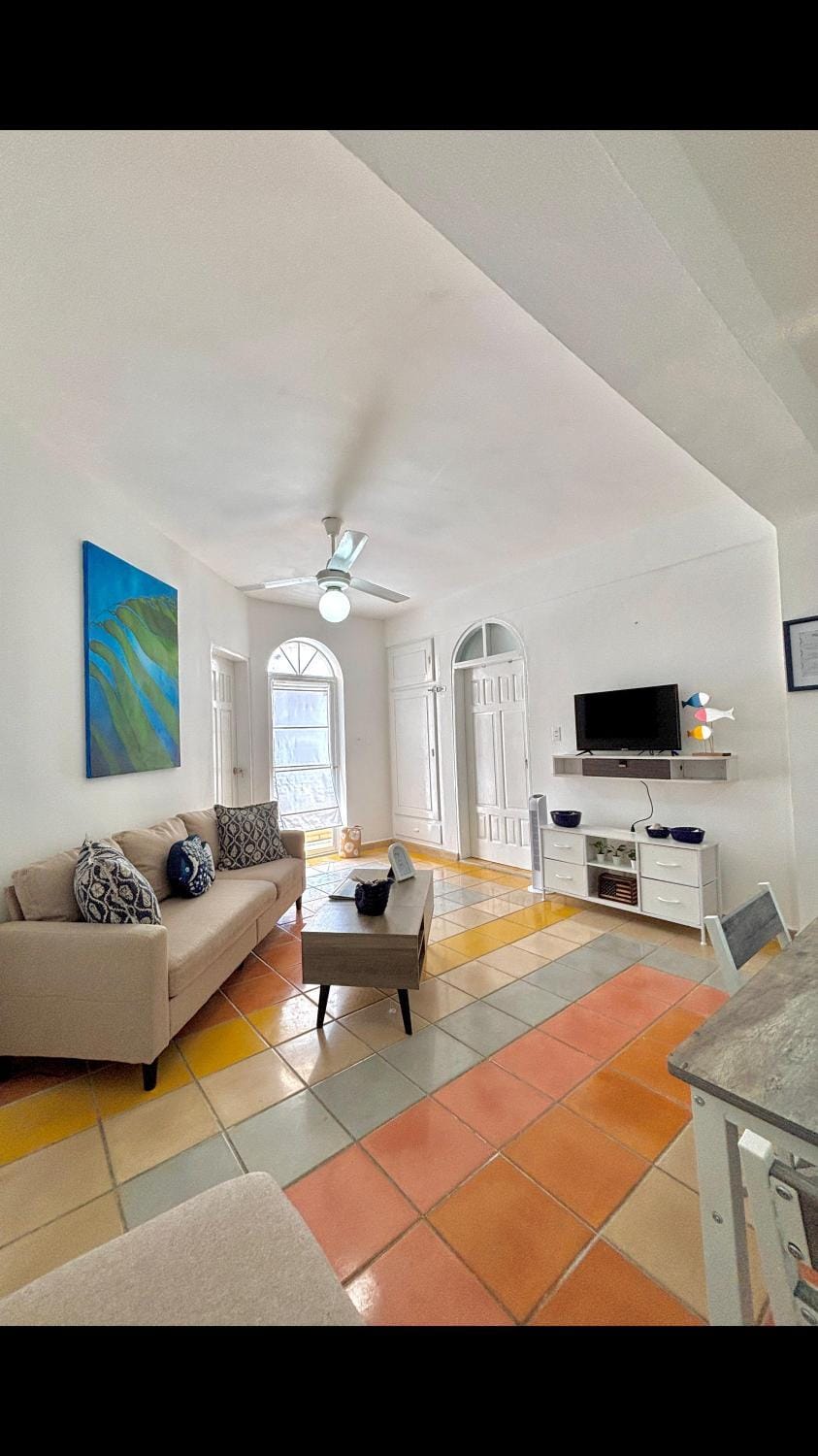 Communal lounge/ TV room, Living room, Seating area