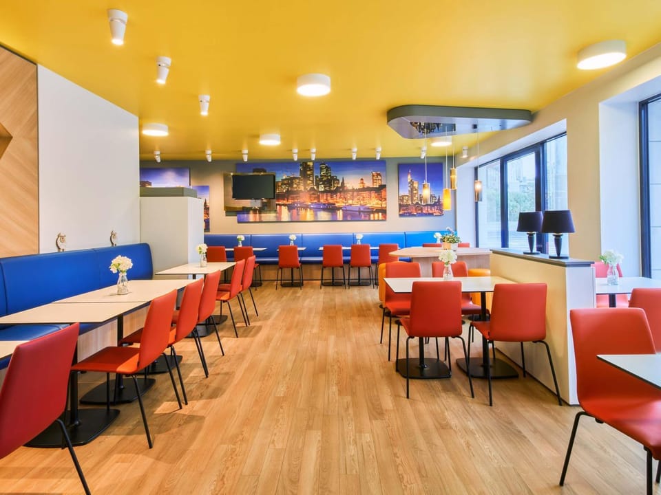 Lounge or bar, Breakfast