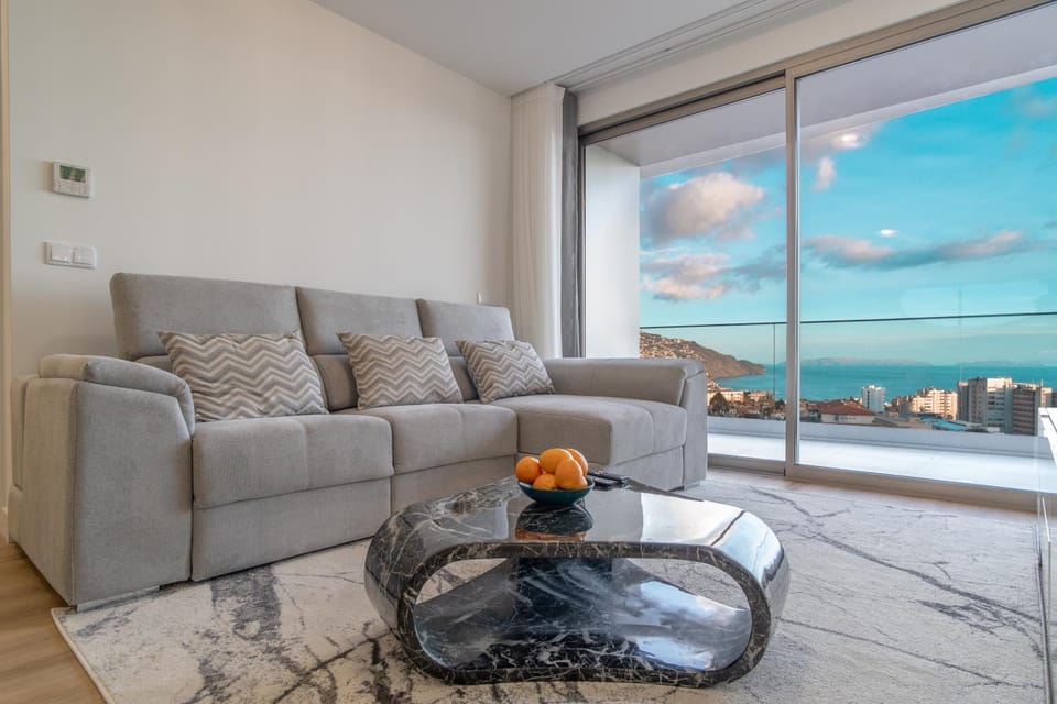 Living room, Sea view