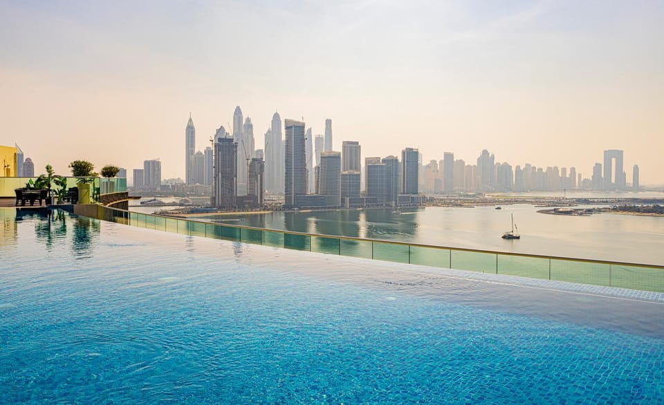 Luxury Studio, Seven Palm Residence-Palm Jumeirah Apartment in Dubai