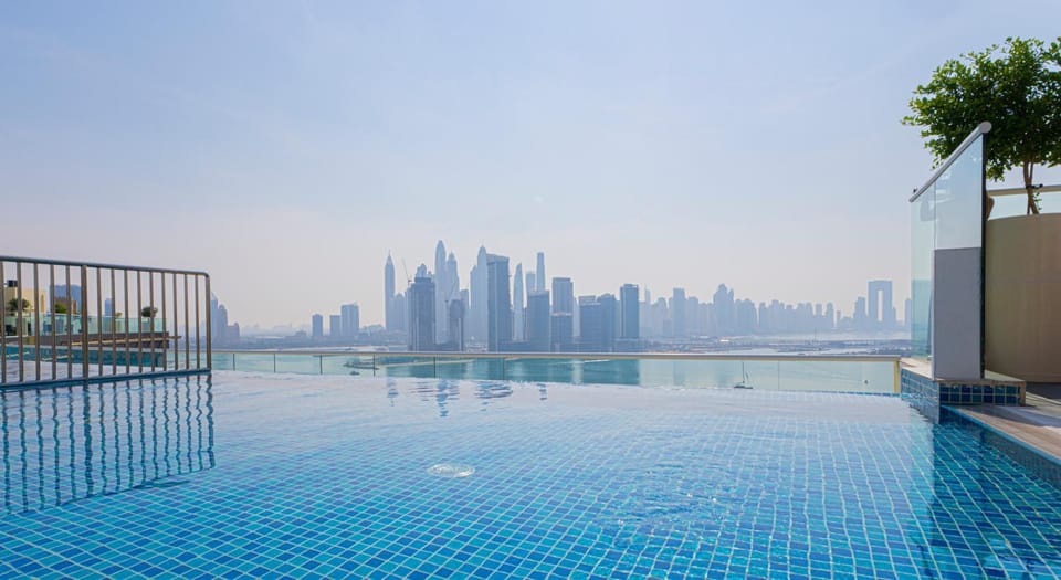 Pool view, Swimming pool