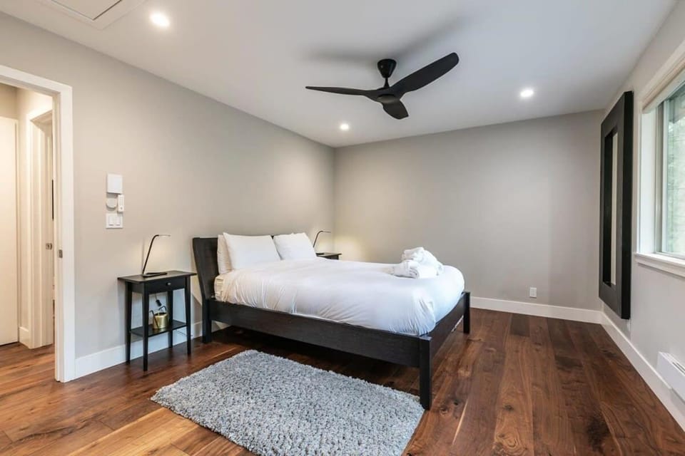 Luxurious 2BD Smart Home Near Beach House in Dollar Point