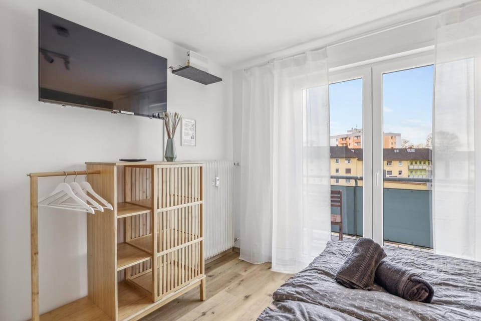 TV and multimedia, Balcony/Terrace, wardrobe