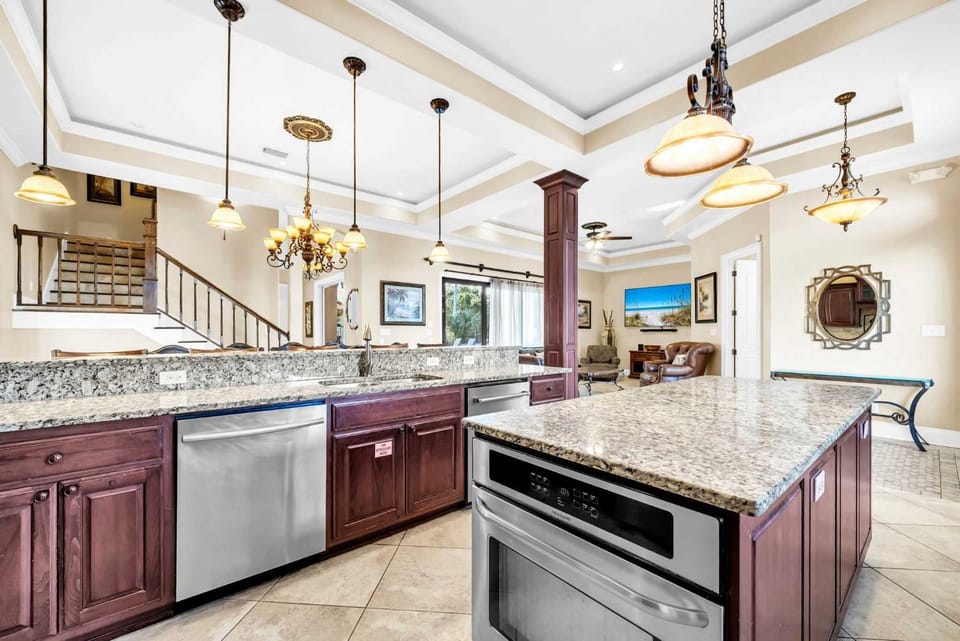 Kitchen or kitchenette, dishwasher, pet friendly, stove