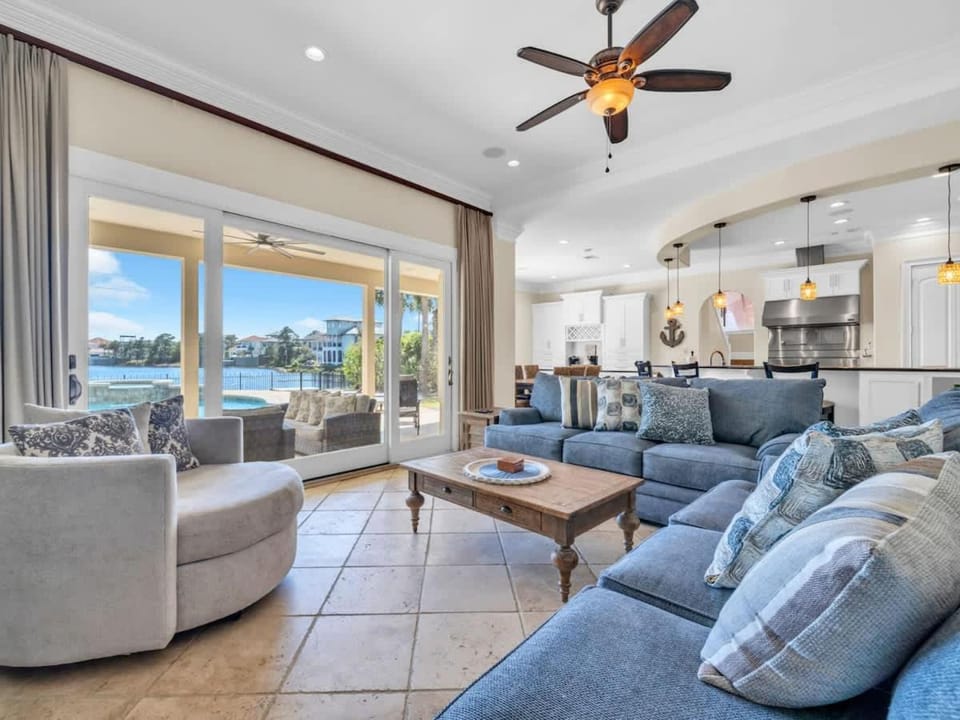 Balcony/Terrace, Living room, Seating area