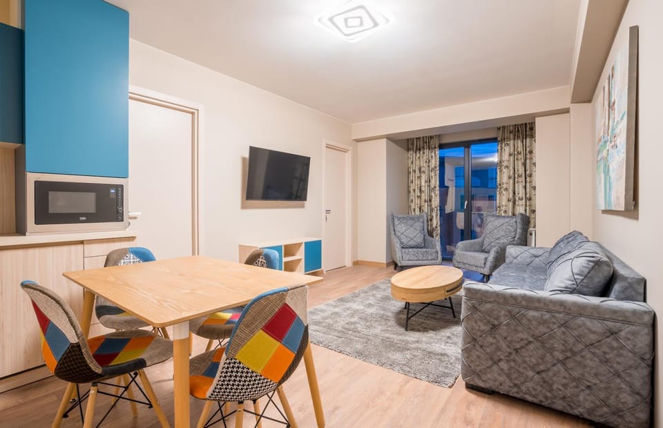 Bed, TV and multimedia, Balcony/Terrace, Living room, Dining area, kitchen