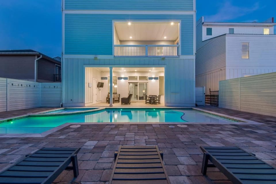 Good Day Sunshine House in Miramar Beach