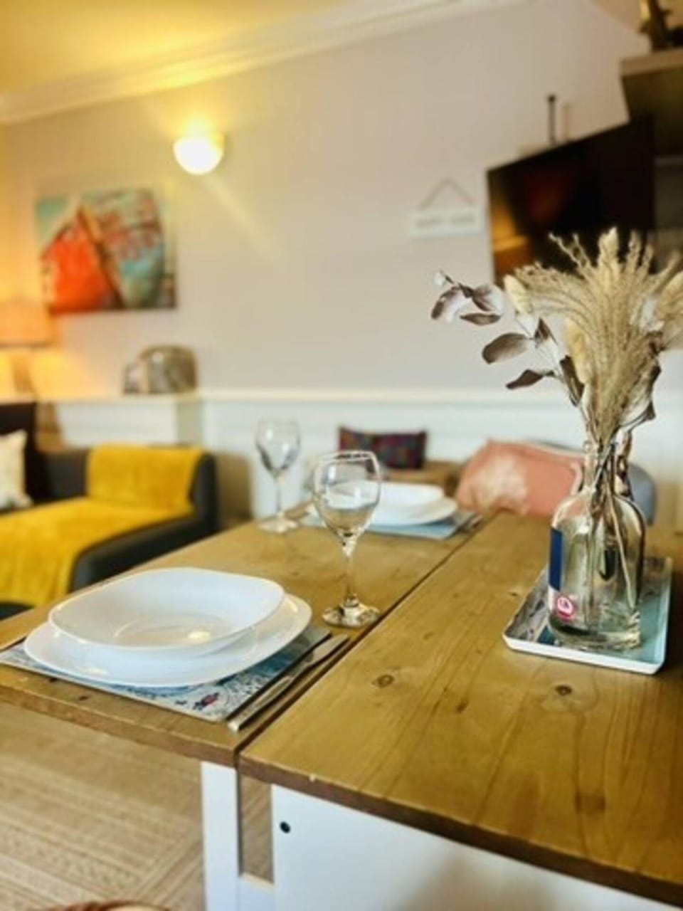 Converted Stables Cottage, Central Manningtree House in Tendring District