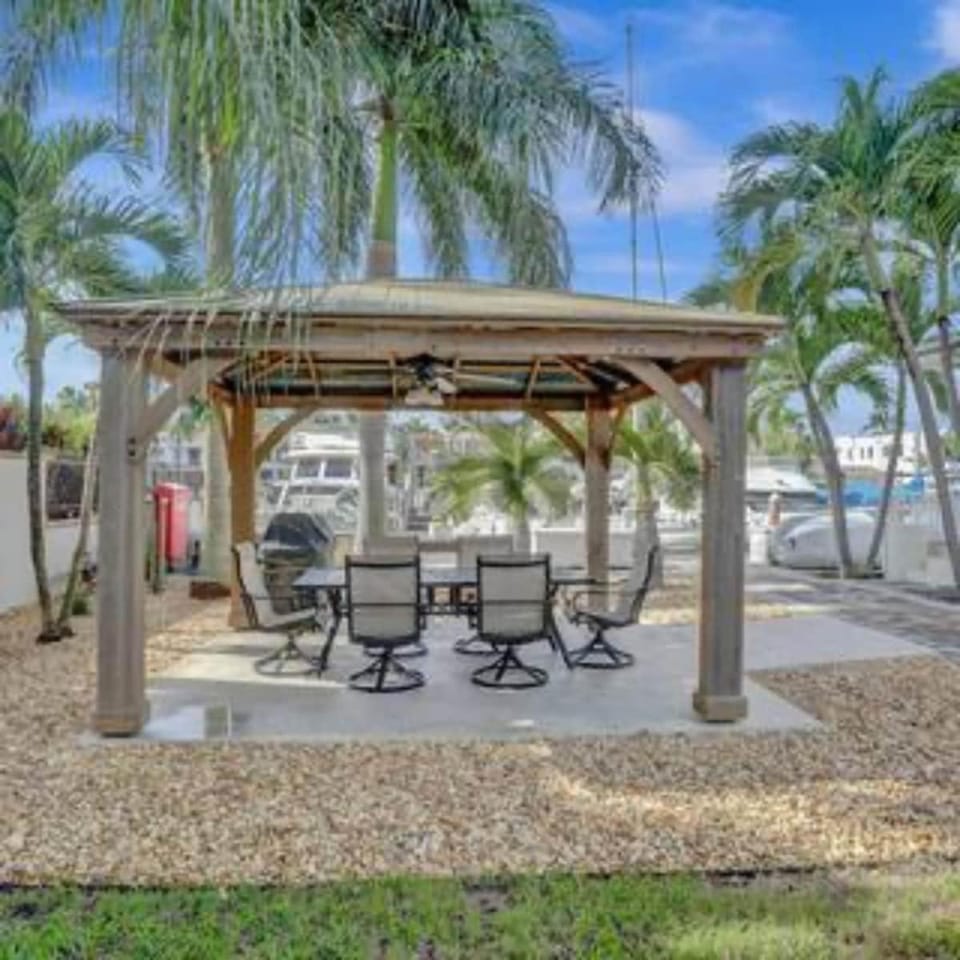 Beach Isles Modern Studio Apartment in Fort Lauderdale Apartment in Fort Lauderdale