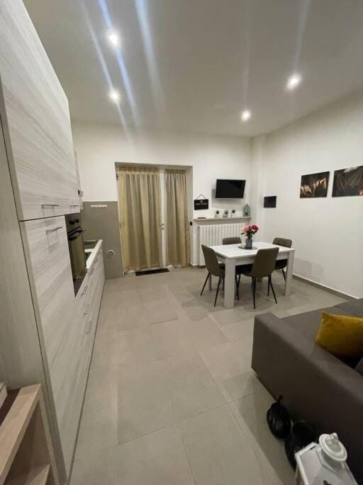 Apartment near Como and Milan with private garage Apartment in Lombardy
