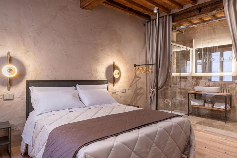 Bed, Bathroom, Bedroom