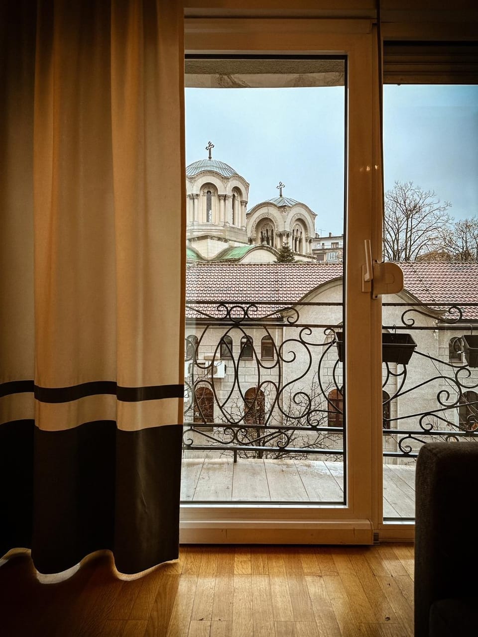 View (from property/room), Balcony/Terrace, Living room