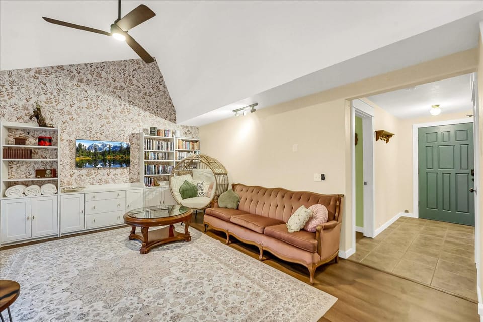 Dogwood Place House in Anderson Island