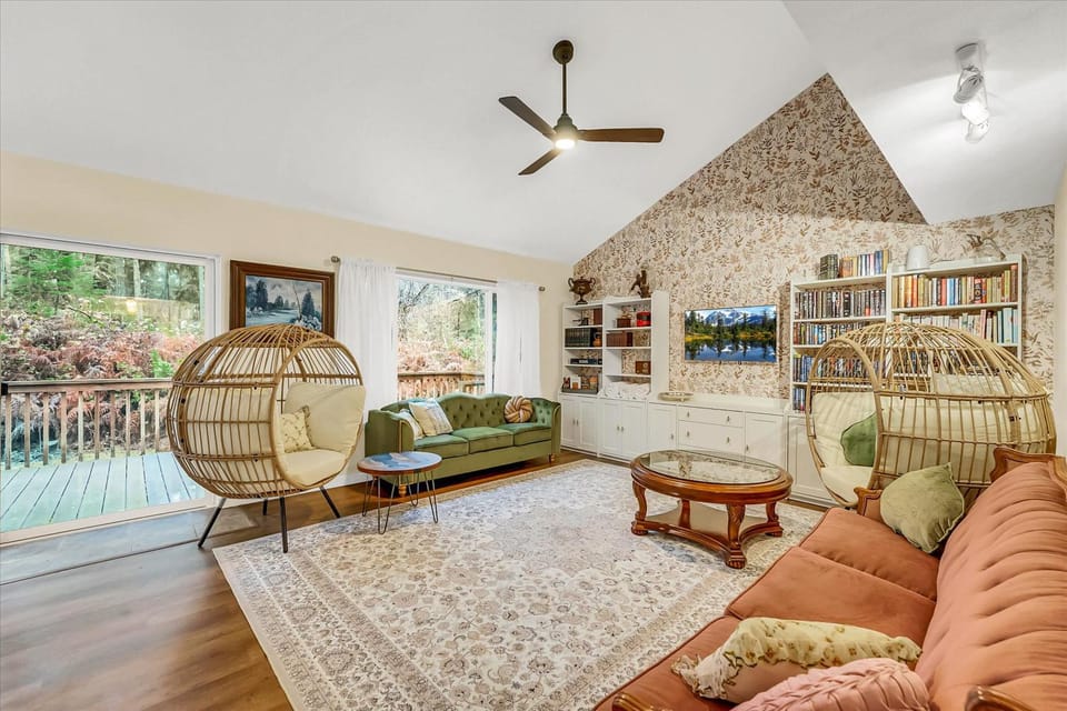 Dogwood Place House in Anderson Island