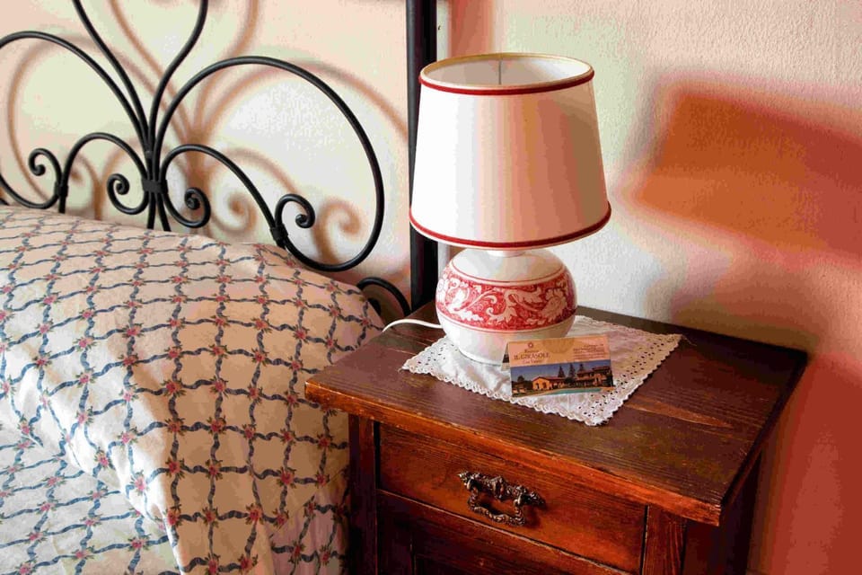 Bed, Decorative detail