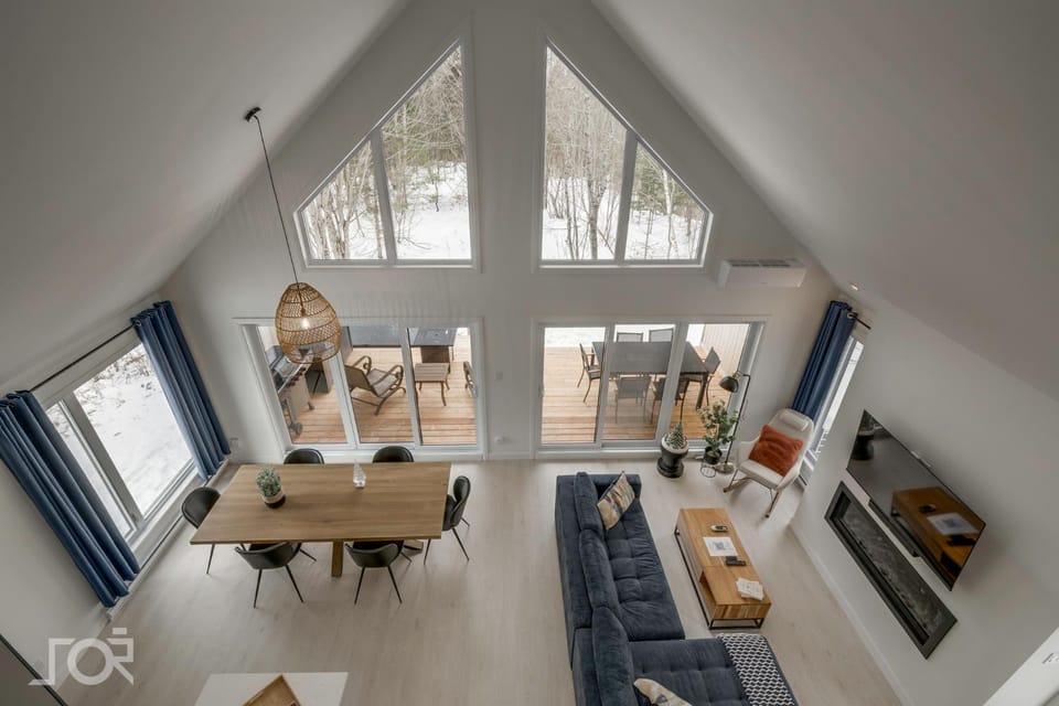 La Villa des Lucioles & SPA Chalet in Quebec