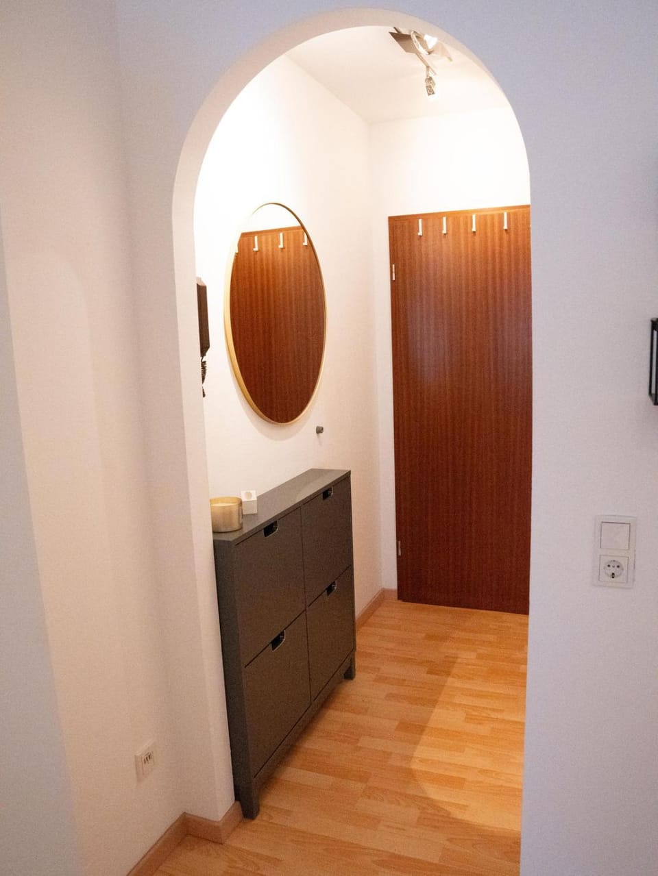 Kitchen or kitchenette, wardrobe