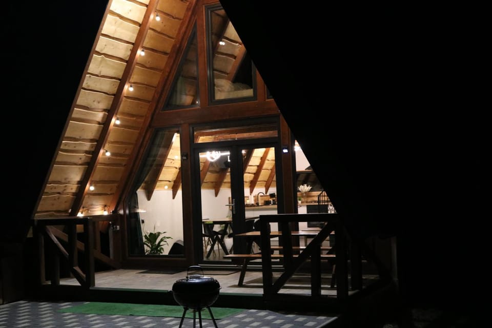 Night, View (from property/room), Balcony/Terrace