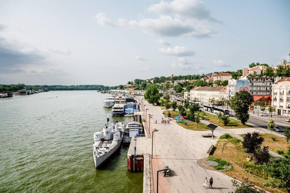 Day, Neighbourhood, City view, River view, Street view, Location