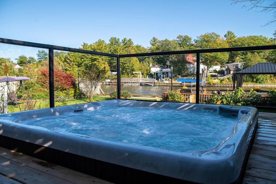 Hot Tub
