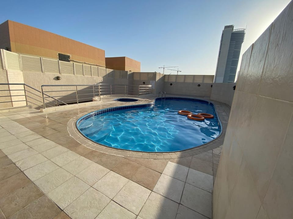 Huge Room in Al Barsha 1 Near Mashreq Metro Vacation rental in Dubai