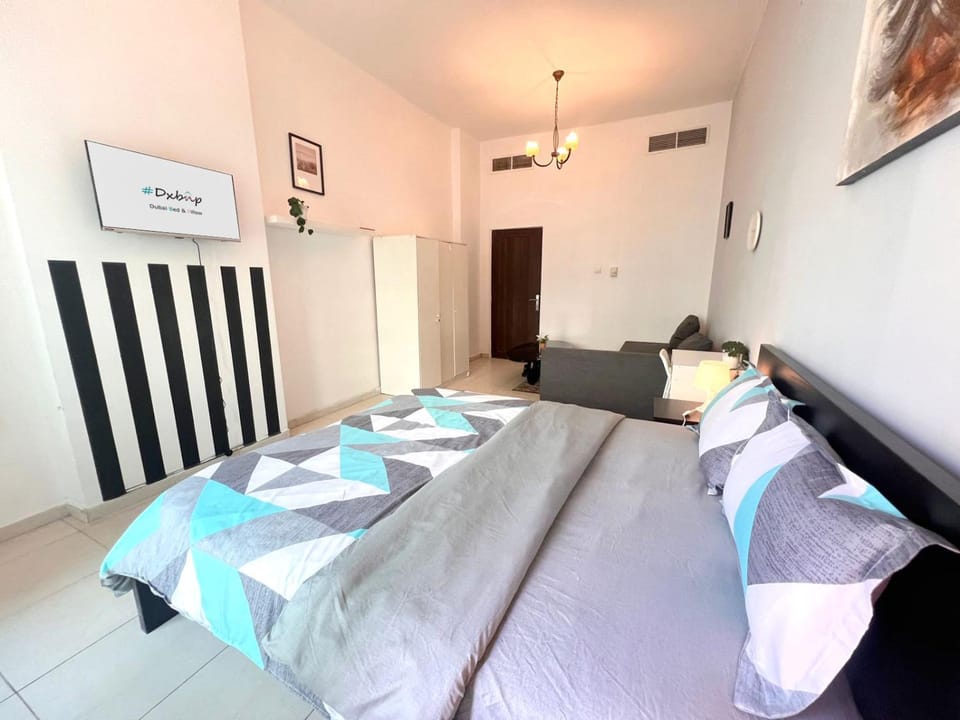 Huge Room in Al Barsha 1 Near Mashreq Metro Vacation rental in Dubai