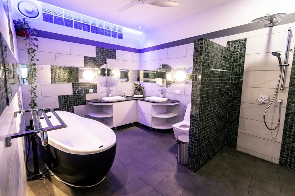 Shower, Bathroom