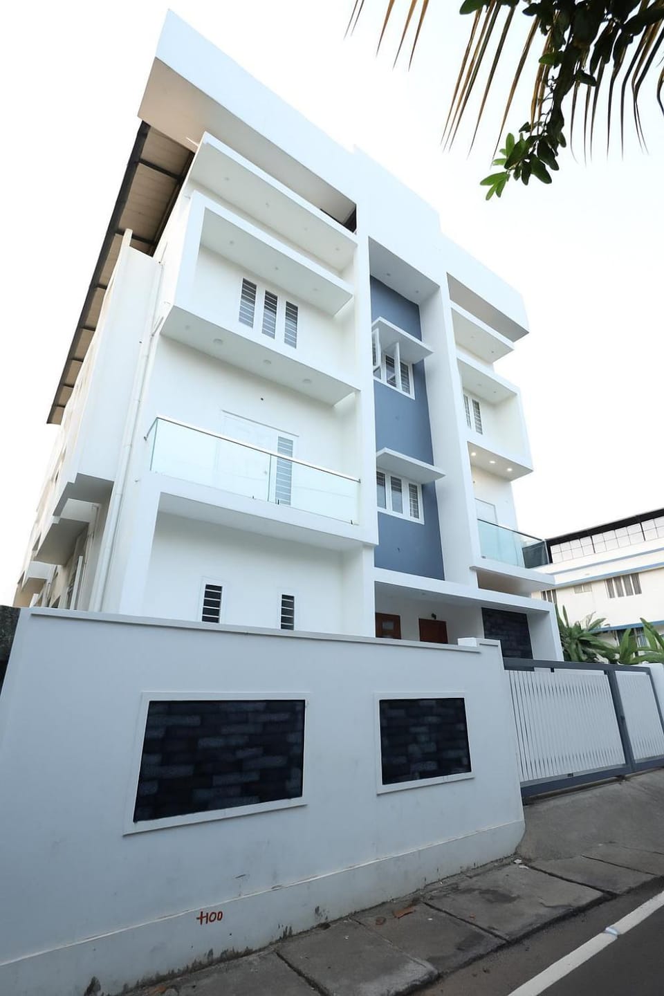Property building, Day
