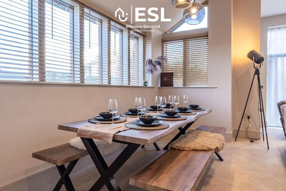 Stunning 4 bedroom home House in Chester