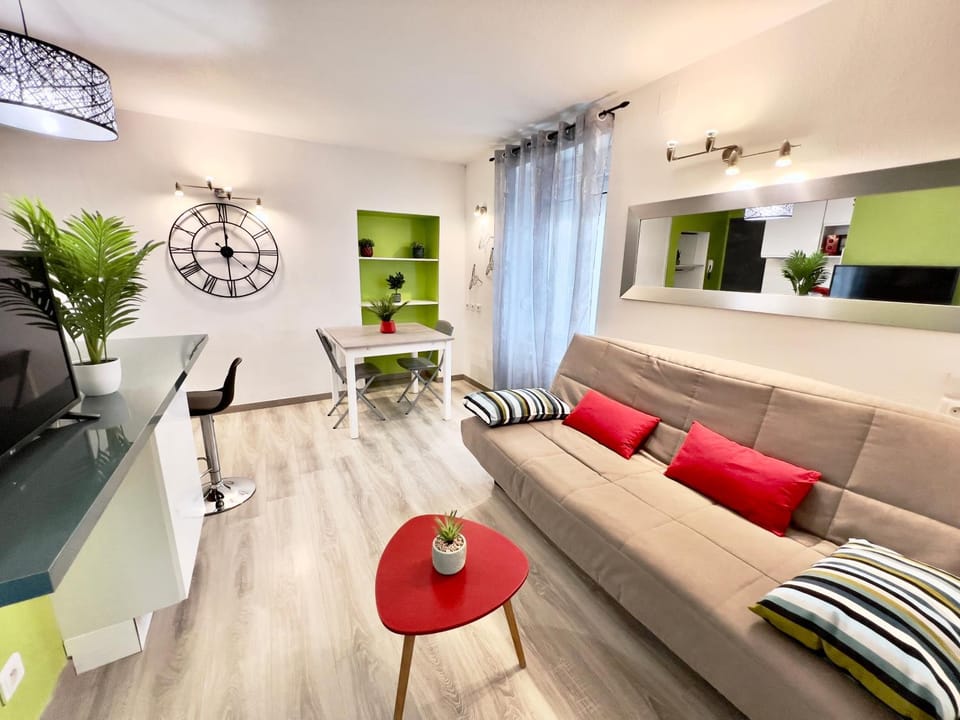TV and multimedia, Living room