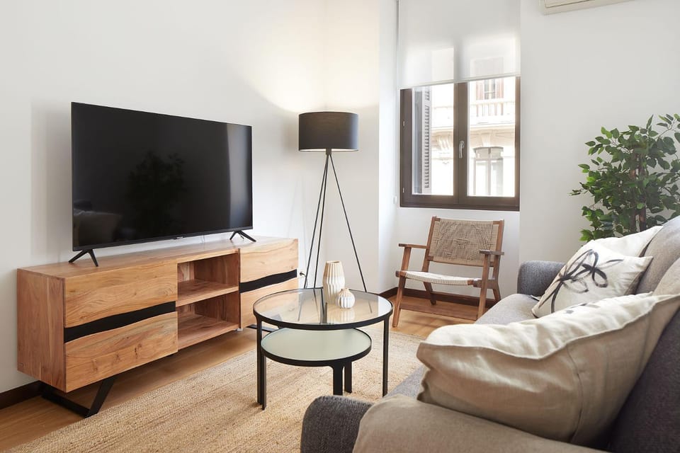 Eiffel - The Rentals Collection Apartment in San Sebastian