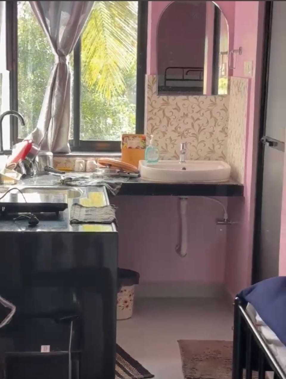Kitchen or kitchenette