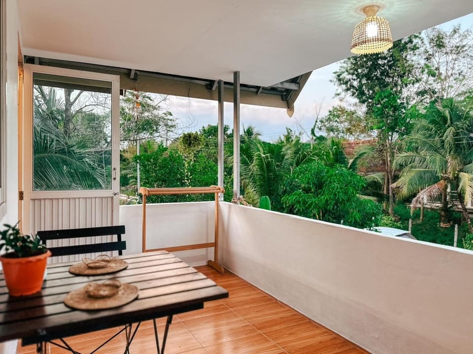 Balcony/Terrace, Dining area