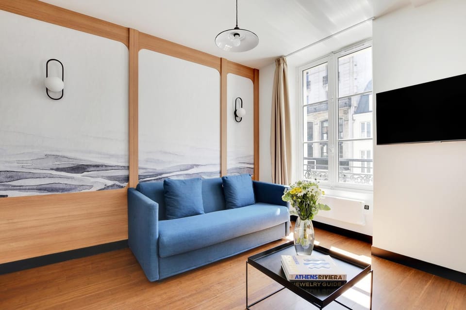 Communal lounge/ TV room, TV and multimedia, Living room, Seating area