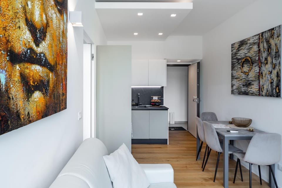 Moscova Luxury Home Apartment in Milan