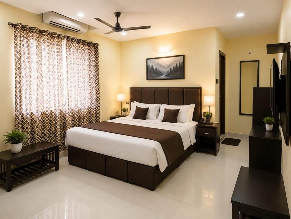 IndiGo Line Hotel- Beside Cafe Niloufer Lakdikapul Hotel in Hyderabad