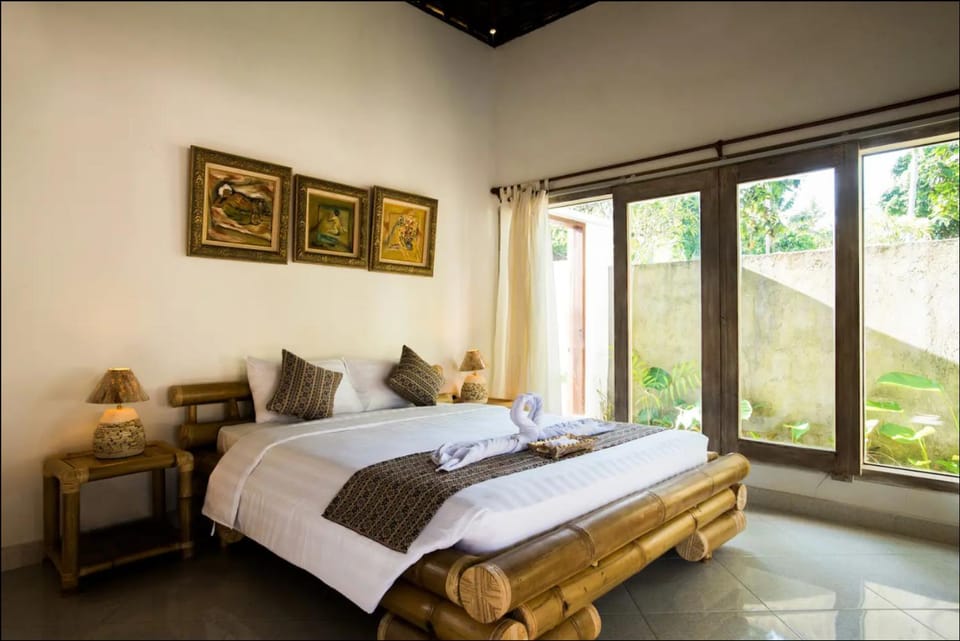 Ubud Dream-II: 2 private houses near the pool House in Sukawati