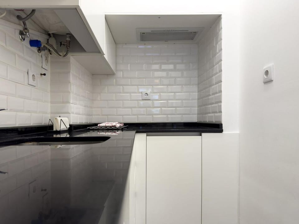 Olarias 2 bedroom perfect to share near the Castle Apartment in Lisbon