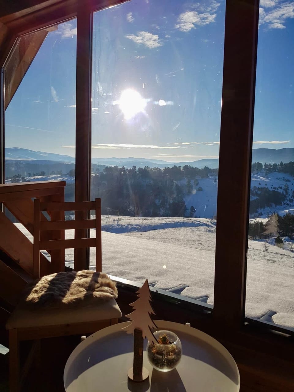 Natural landscape, Winter, View (from property/room), Seating area, Mountain view