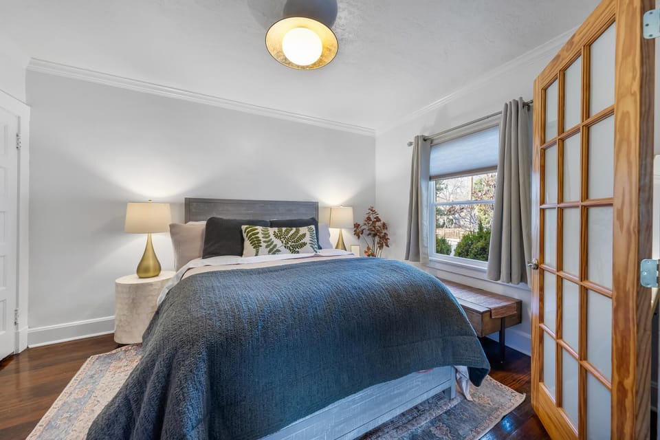 Bed, Bedroom