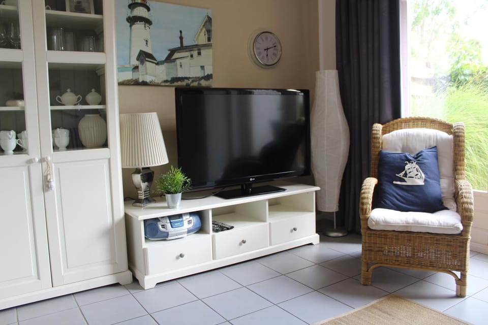 TV and multimedia, Seating area