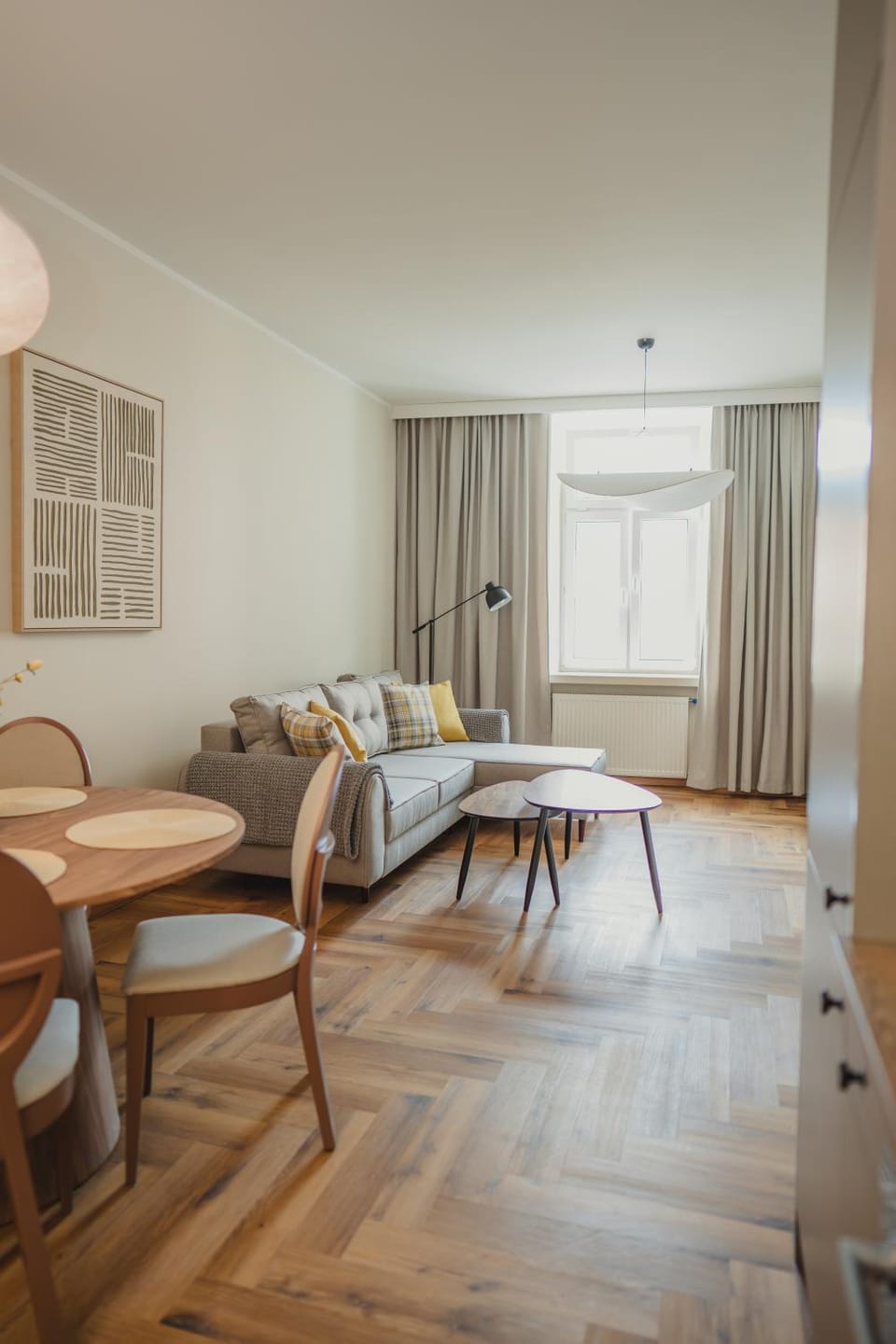 Living room, Seating area, Dining area