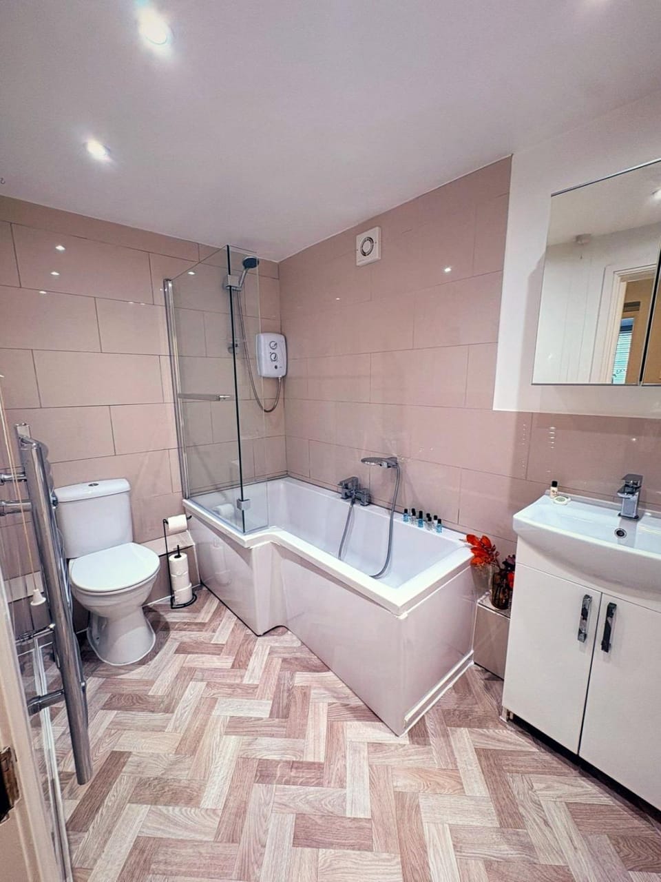 Mandarin Court Boutique City Centre Apartment Apartment in Worcester