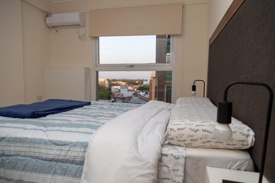 Bed, Photo of the whole room, Bedroom, air conditioner