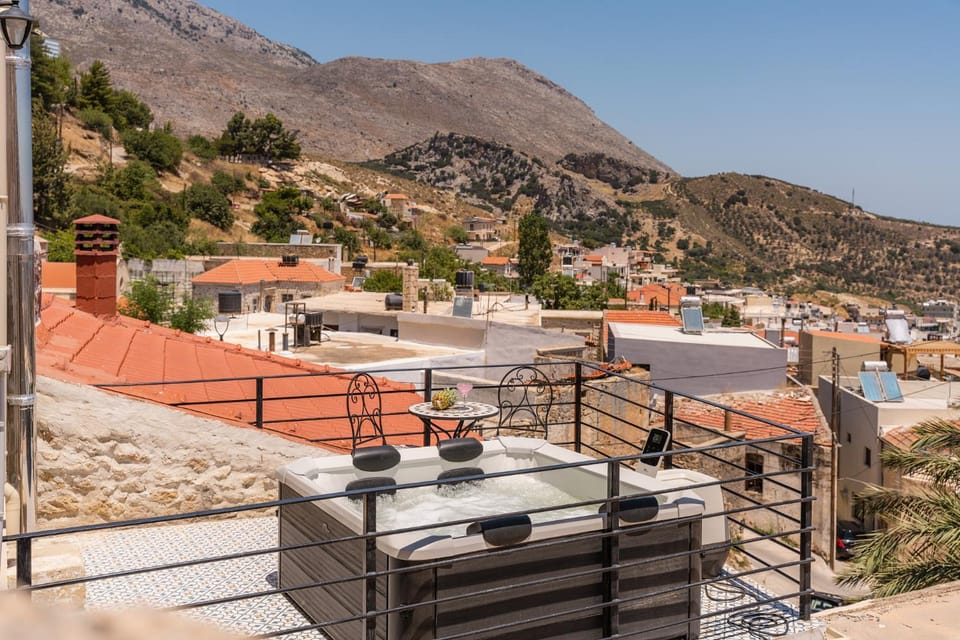 Day, Balcony/Terrace, Mountain view