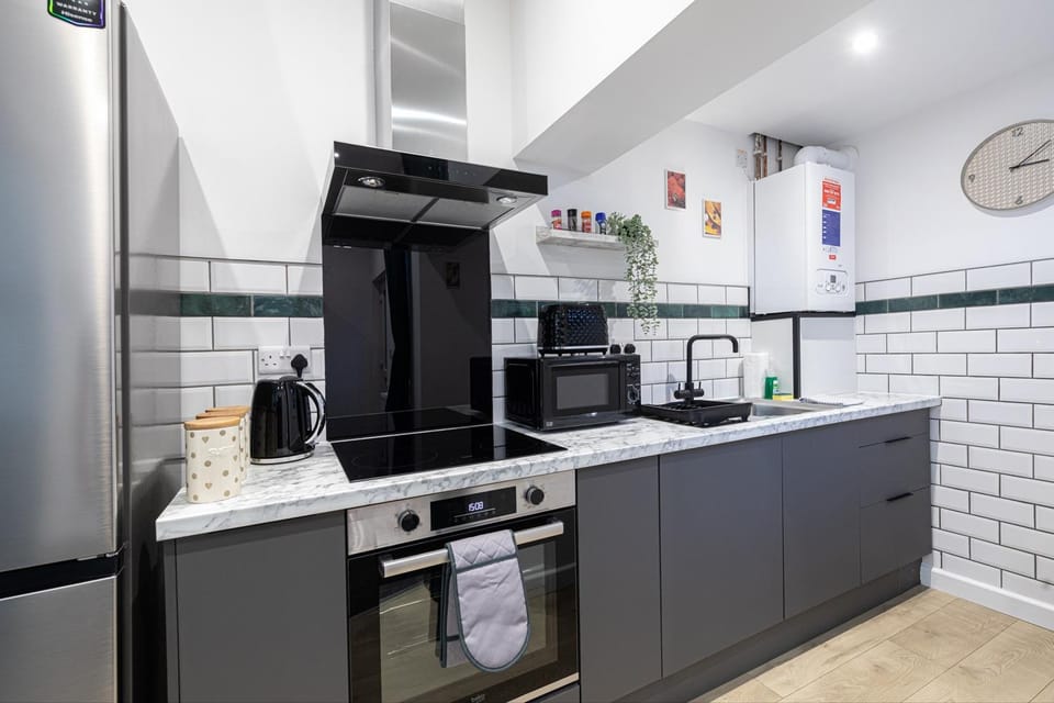 Kitchen or kitchenette, minibar, pet friendly, stove, toaster