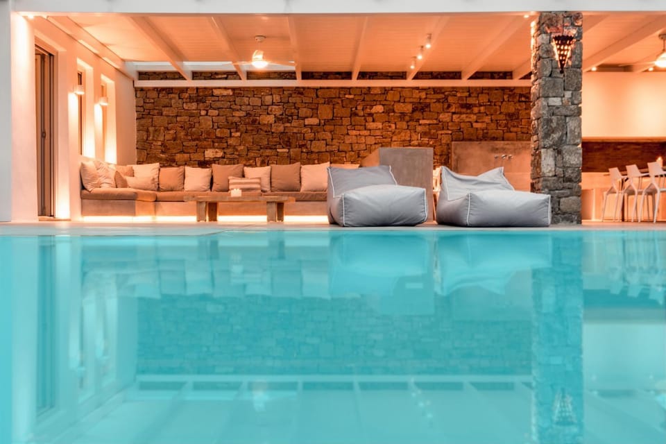 Seating area, Pool view, Swimming pool, sunbed