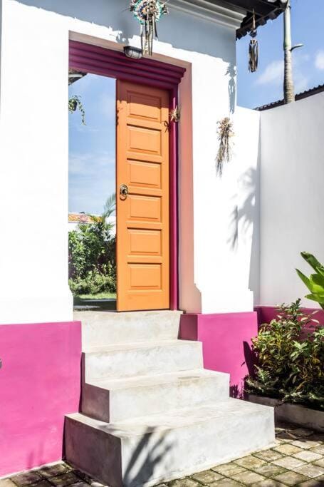 Gorgeous Colorful & Tropical Villa Canggu - VYG Villa in North Kuta