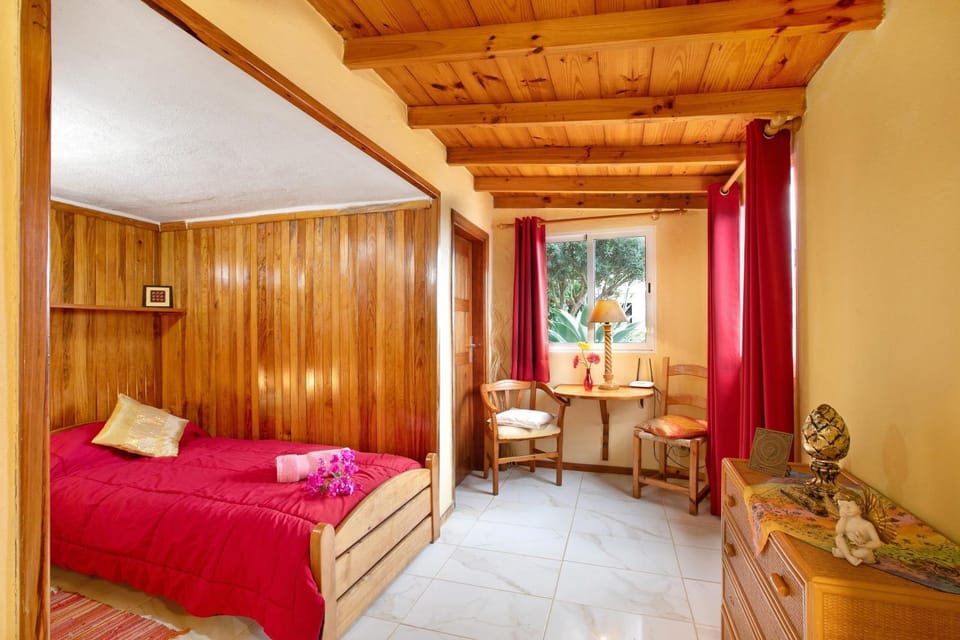 Property building, Living room, Bedroom
